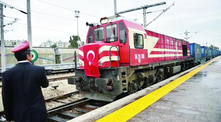 Türkiye ile Gürcistan arasındaki ilk ihracat treni hareket ediyor