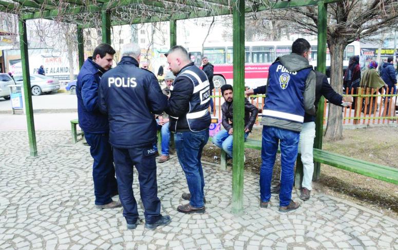 Van'da 'Türkiye Güven Huzur' uygulaması 