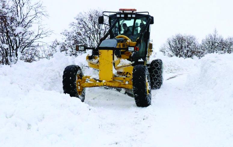 Kar bu kez iyi yağdı: 579 yerleşim yeri ulaşıma kapandı