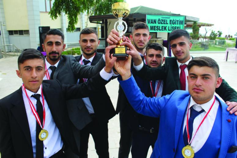 Vanlı işitme engelliler Türkiye şampiyonu oldu 