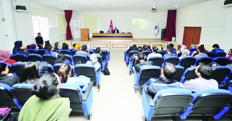 Van YYÜ'de 'Mevlana'nın Gözünden Barış ve Hoşgörü' konferansı 