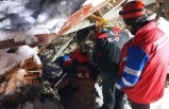 Memur-Sen Van ekibi deprem bölgesinde hayat kurtardı