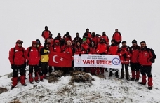 UMKE gönüllüleri Gören Dağı'na tırmandı