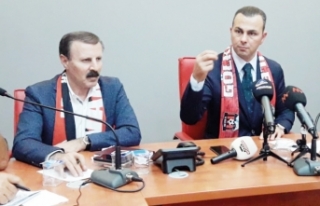 Vanspor'un yeni başkanı gazetecilerle bir araya...