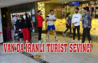 Van’da İranlı turist sevinci
