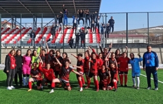 Büyükşehir Kadın Futbol Takımı, farklı galip:5-0