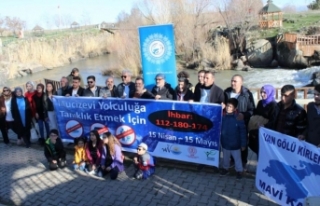 Van Gölü Aktivistleri, Van Balığı nöbeti tuttu