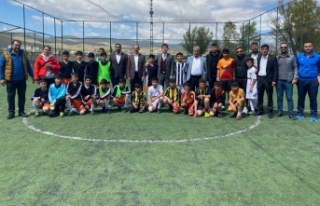 Gürpınar’da okullar arası futbol turnuvası…