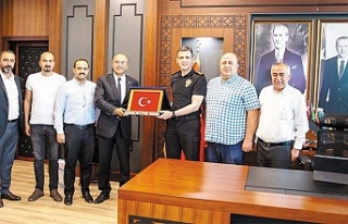 Başkan Akdeniz'den, Müdür Aydın'a ziyaret…