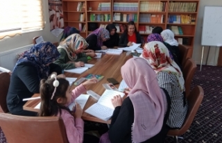 Kadınlardan okuma yazma kurslarına yoğun ilgi 