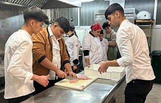 Çaldıranlı lise öğrencileri İtalya’da aşçılık...