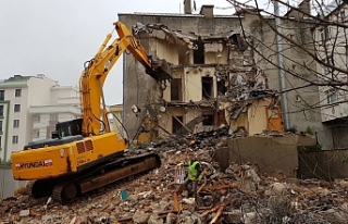 Tuşba Belediyesi, yıkım işi yaptıracak
