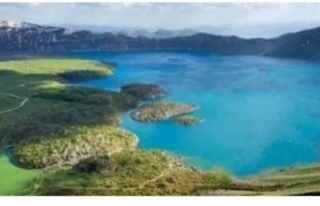 Dünyanın ikinci büyük krater gölünde turizm...
