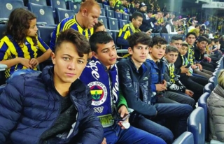 Vanlı çocuklar Fenerbahçe maçını izledi