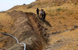 Tuşba'daki üç mahalle kaynak suyuna kavuşuyor