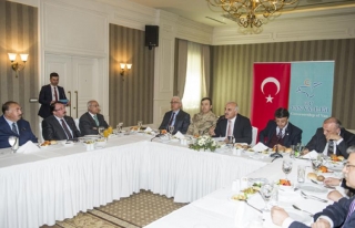 Vali Zorluoğlu: 'Türkiye demek, umut demektir'