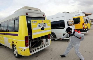 Van'daki minibüs ve ticari taksiler dezenfekte edildi