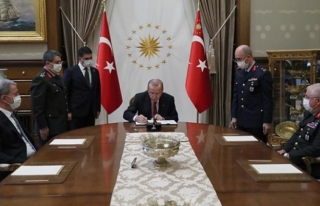 Cumhurbaşkanı Erdoğan YAŞ kararlarını onayladı