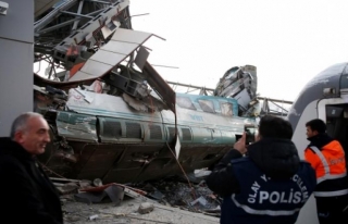 Ankara'da yüksek hızlı tren kazası...