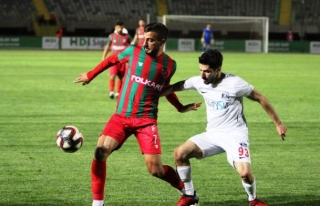 B.Vanspor,  İzmir'den puanla dönüyor:0-0