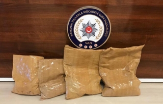 Tuşba'da 4 kilo 250 gram uyuşturucu ele geçirildi