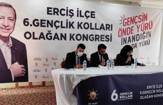 Ak Parti Erciş Gençlik Kolları kongresi yapıldı