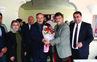 AK Parti'lilerden Başkan Arvas'a ziyaret 