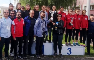 Büyükşehir'in atletleri finallere kaldı