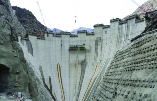Türkiye'nin en yüksek barajında son düzlüğe...