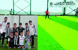 Van Beşiktaş Futbol Okulu'nda durmak yok