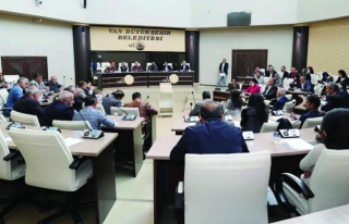 Büyükşehir Meclisi'nde 17 komisyon kuruldu