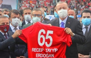 Yenitürk'ten, Erdoğan'a 65 numaralı forma...