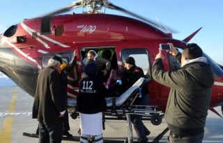 Bahçesaray'daki hasta, polis helikopteri ile hastaneye...