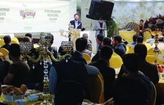 Yazar İmamoğlu, Van'da iftar programına katıldı
