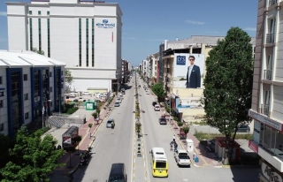 Van Büyükşehir, caddeleri bir bir yeniliyor