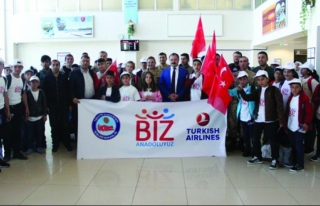 Vanlı 194 öğrenci İzmir'e uğurlandı