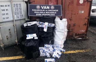 Van'ın ilçelerinde 20 bin paket sigara ele geçirildi