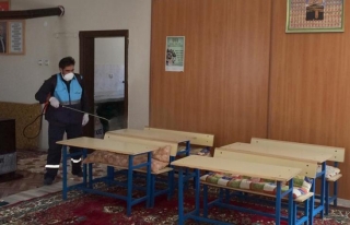 Van'daki okul ve camilerin temizliği sürüyor