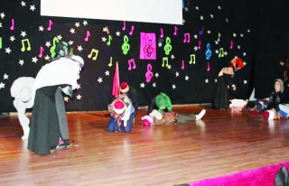 Van'da gençlik merkezleri arası tiyatro oyunu yarışması…