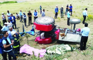 Özalp'ta traktör kazası: 2 ölü, 1 yaralı 