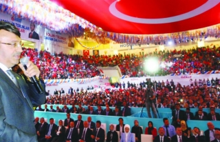 Kayhan Türkmenoğlu'nun listesi belirlendi