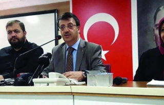 Türkmenoğlu: İş vaadiyle vatandaştan rüşvet...