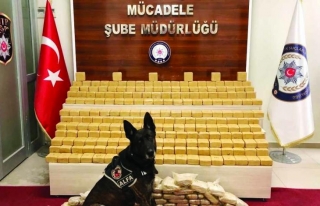 Tuşba'da 132 kilo 410 gram eroin ele geçirildi