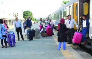 8 yıl aradan sonra Tahran-Van tren seferleri yeniden...