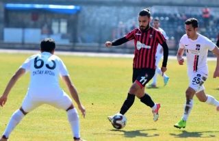 Vanspor, Uşakspor'a mağlup:2-1