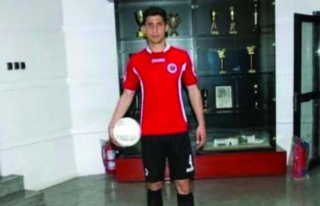Eren Tokat, Vanspor'da forma giyecek