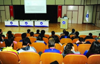 YYÜ' de ' Gençlik ve problemleri' konferansı
