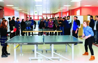 YYÜ'de masa tenisi turnuvası başladı