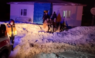 Tuşba Belediyesi ekiplerinden hasta kurtarma operasyonu