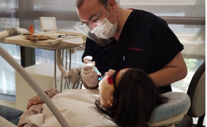 Gülüşünüzü Yeniden Keşfedin: Profesyonel Diş Beyazlatma Yöntemleri